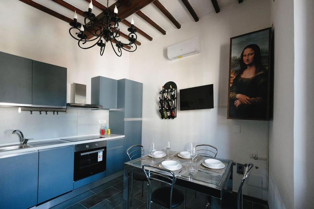 דירות פוג'יבונסי Casa Del Borgo Antico מראה חיצוני תמונה